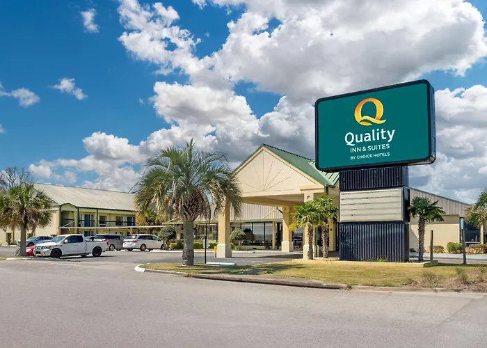 Quality Inn & Suites Near Lake Eufaula