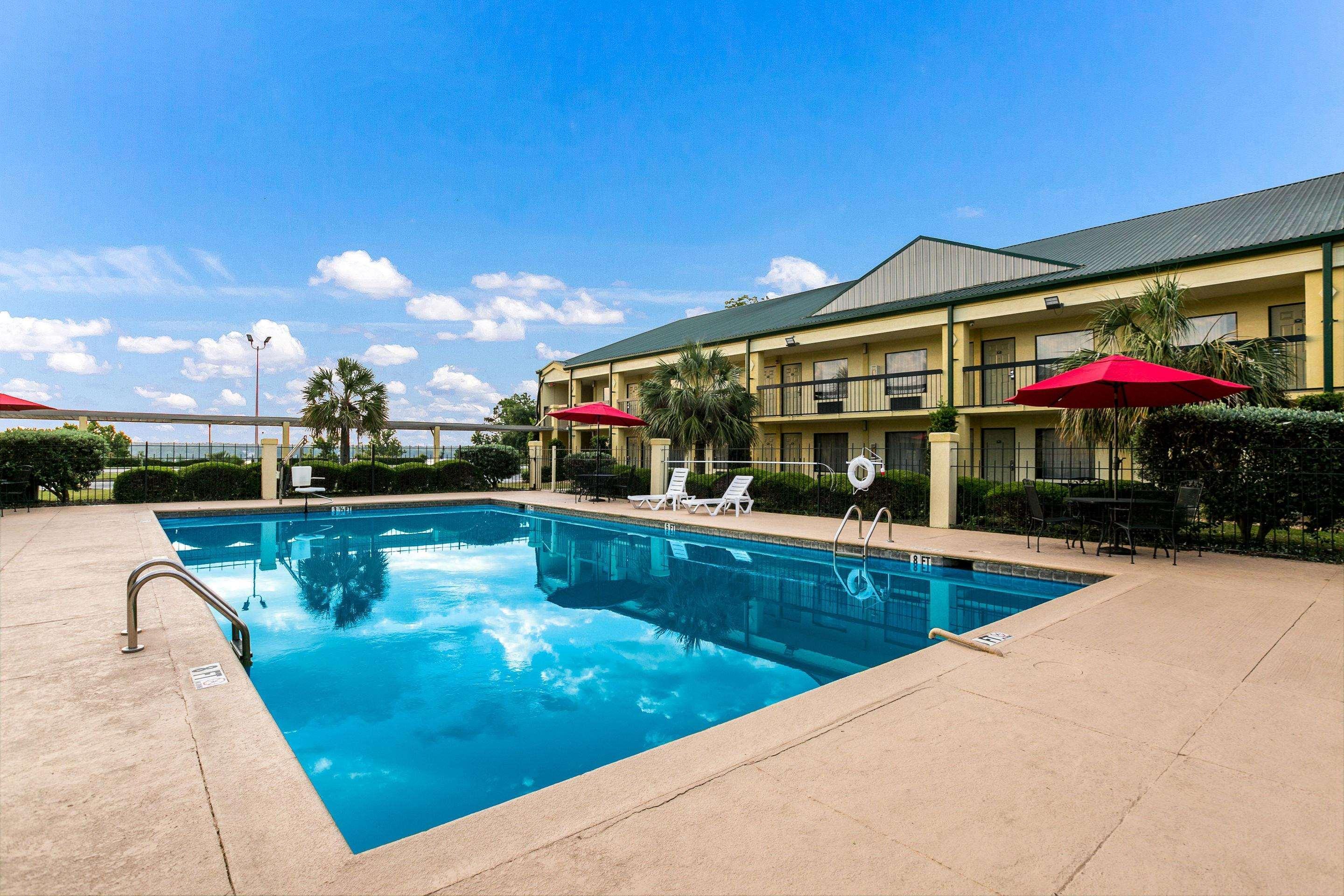 Quality & Near Hotel Eufaula