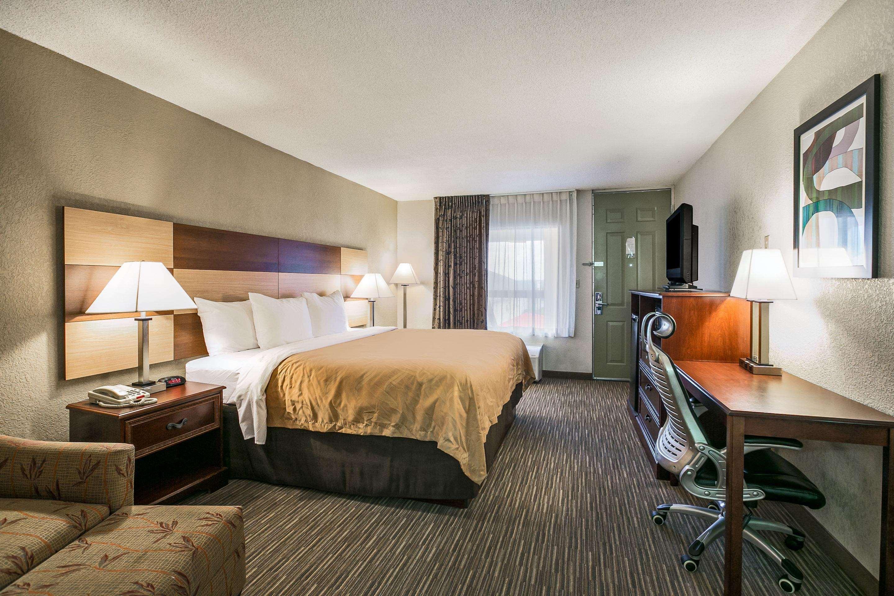 Hotel Quality & Near 2*