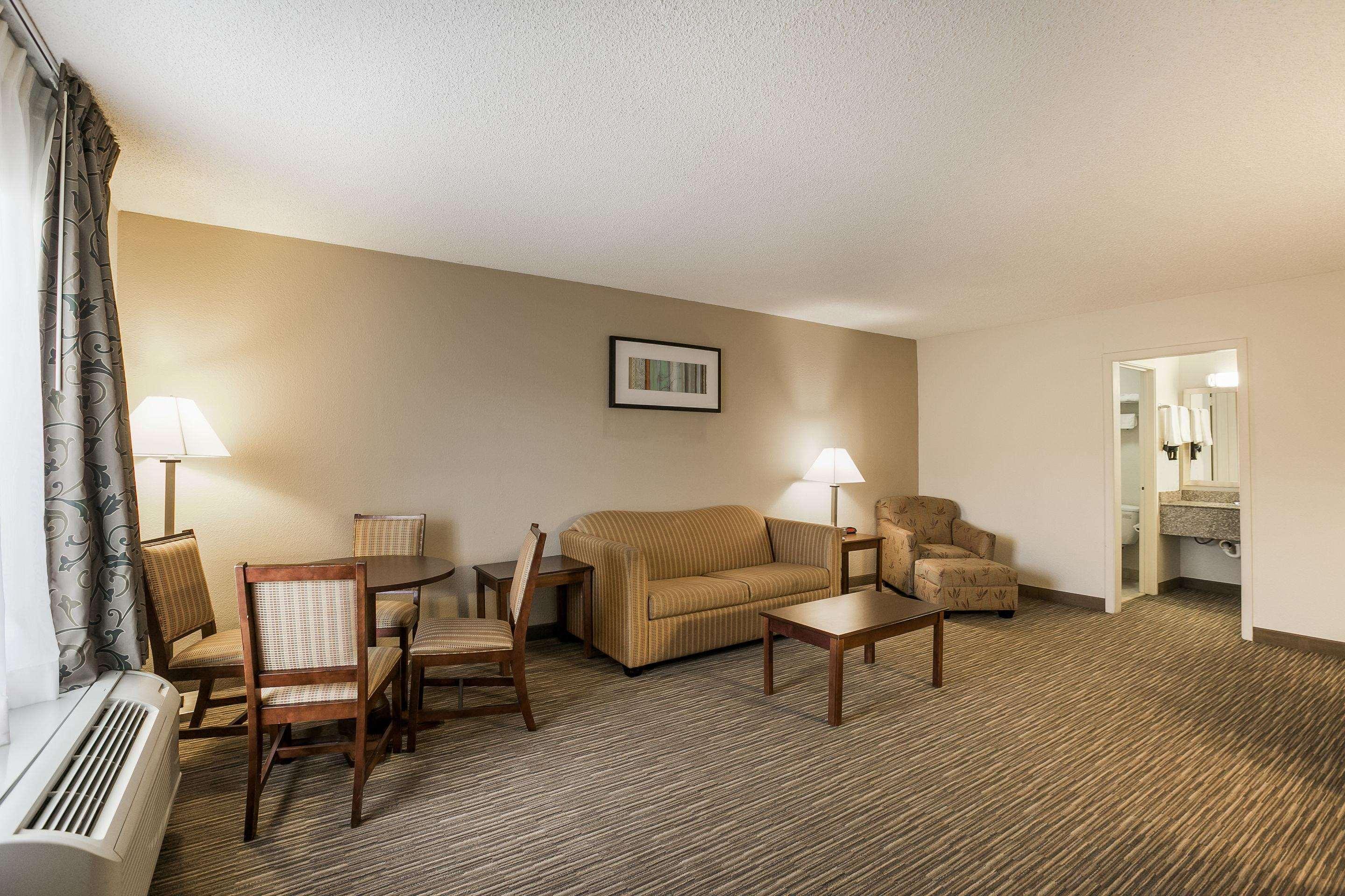 Hotel Quality & Near
