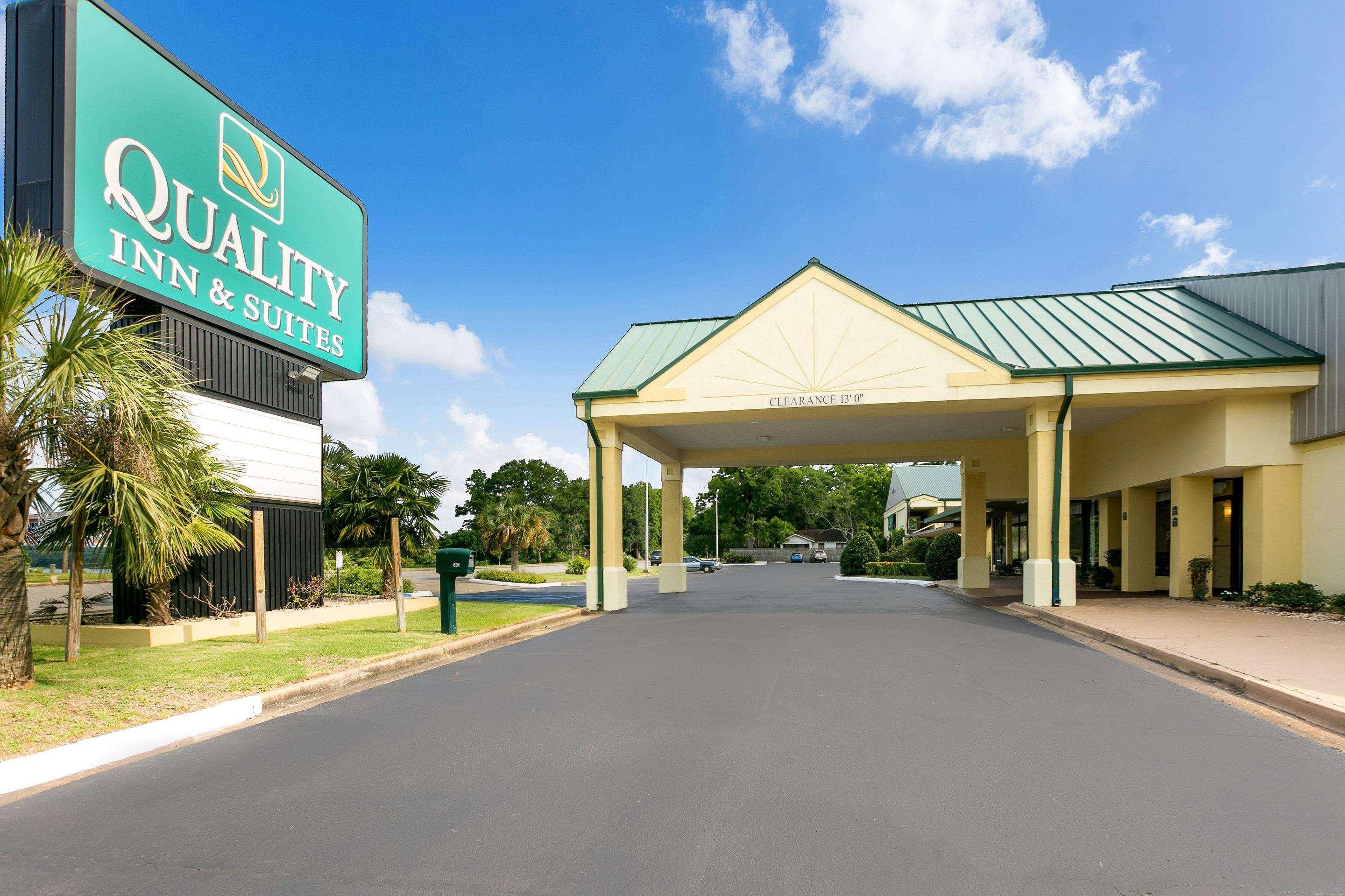 Hotel Quality & Near