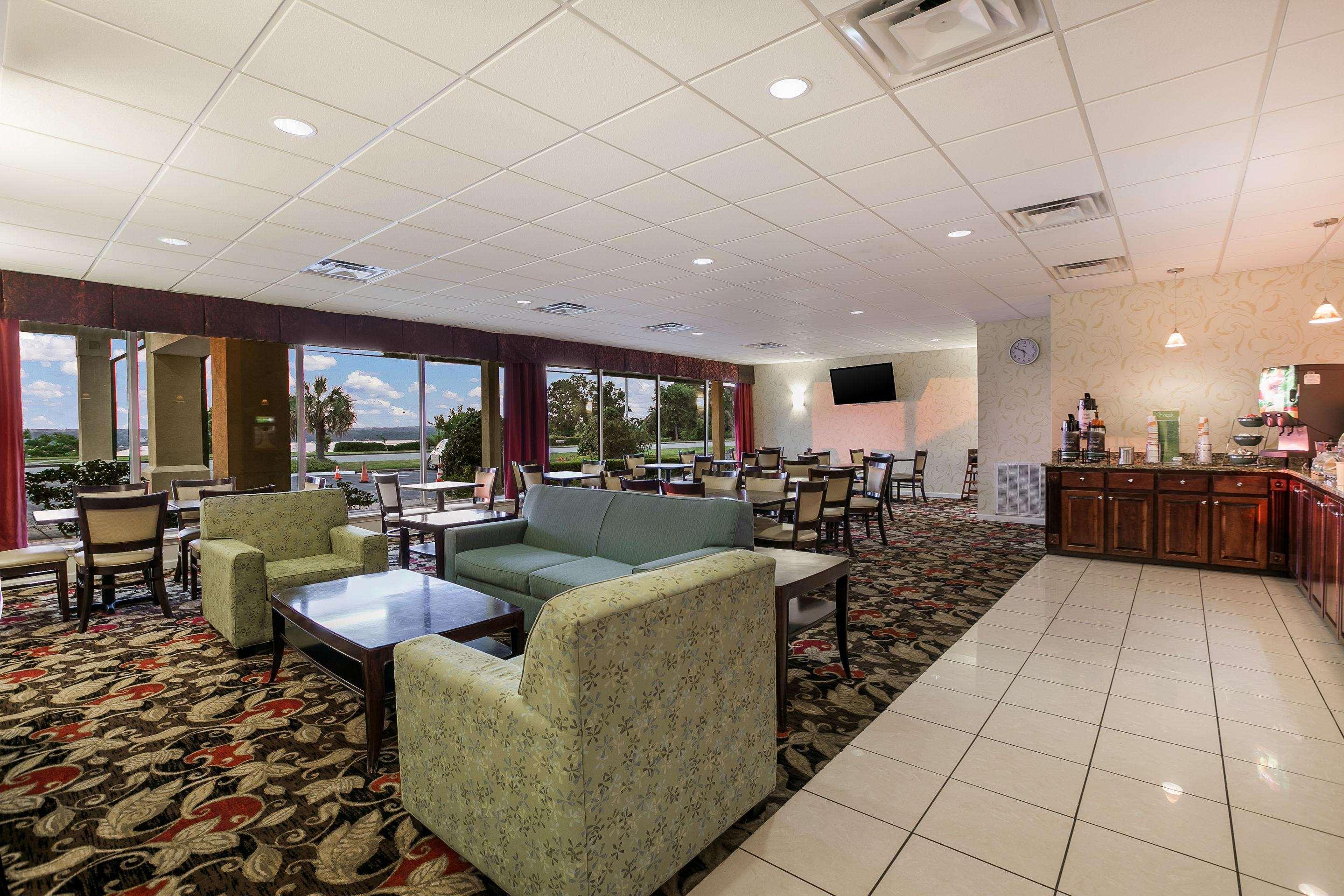 Hotel Quality & Near