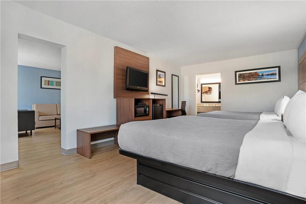 Quality & Near Hotel